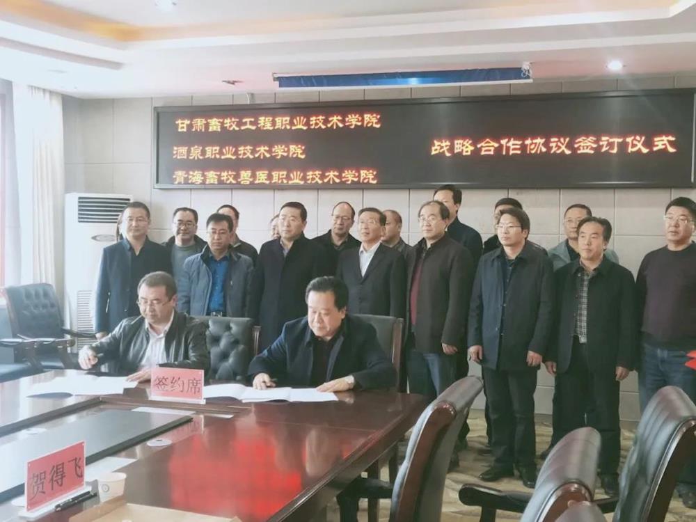 e9bea3ca854140c58b11ffdac0abca75.jpg e9bea3ca854140c58b11ffdac0abca75.jpg